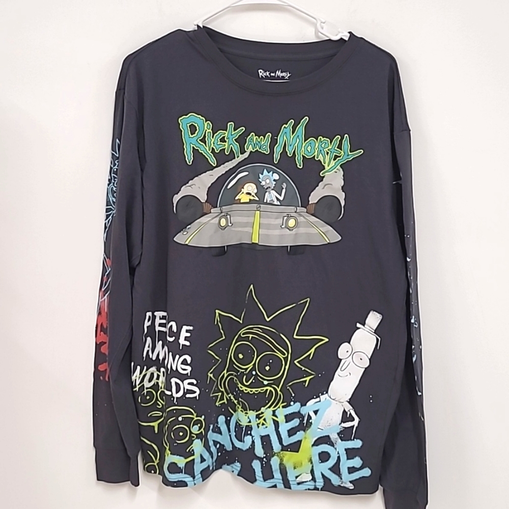Rick and Morty long sleeve graphic tee size L in excellent condition.